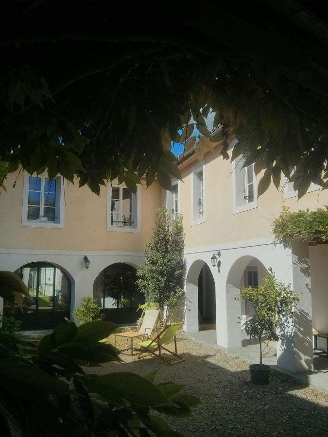 Bed & Breakfast De L'autre Côté Garlin